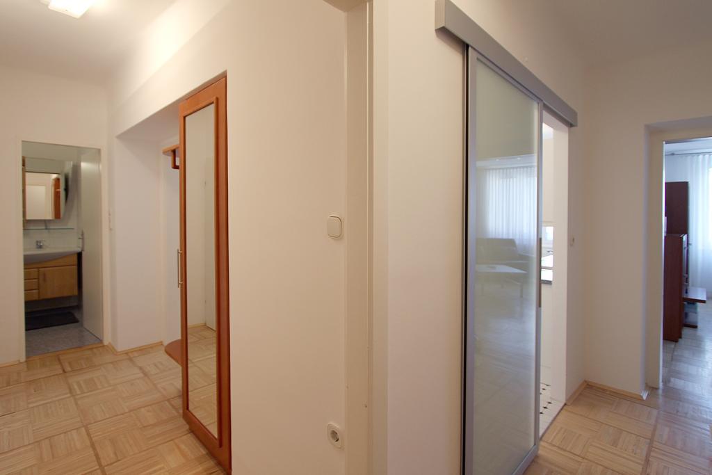 Top Location Vienna Marc Aurel Room photo