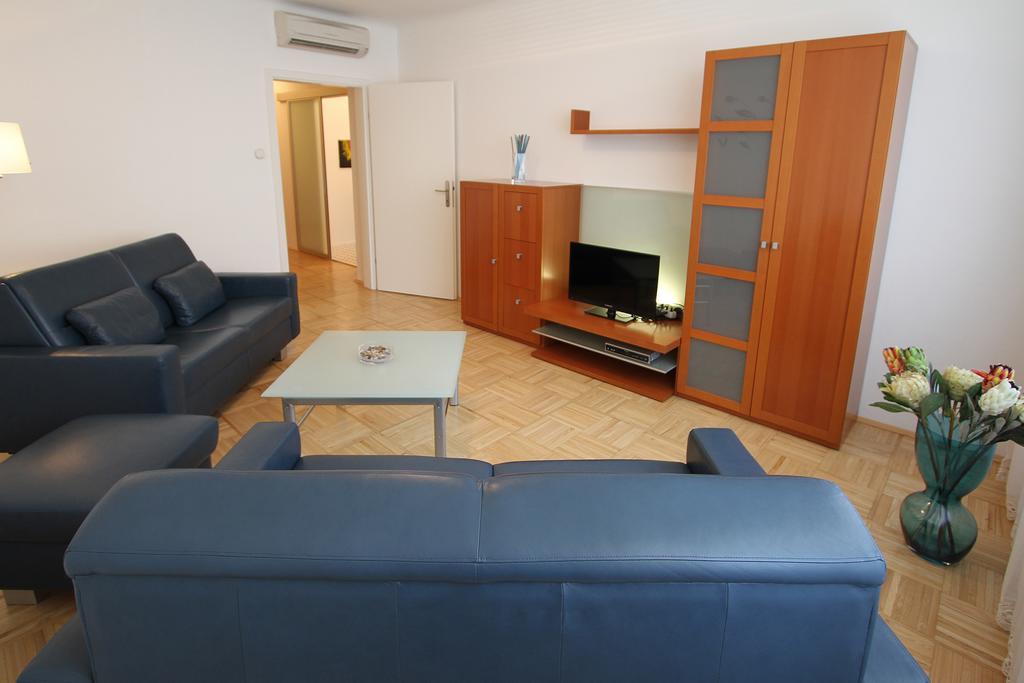 Top Location Vienna Marc Aurel Room photo